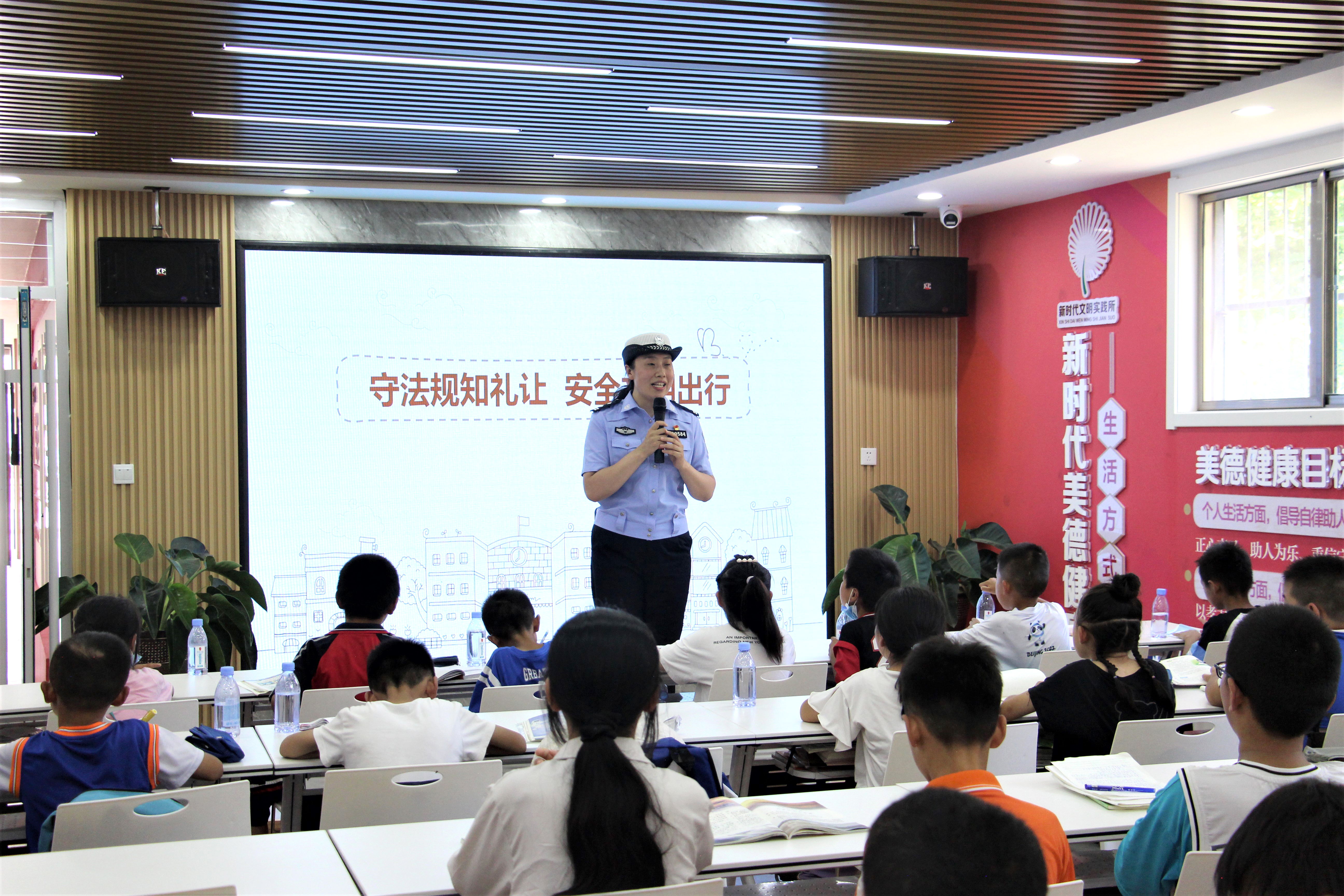 東昌府區“小粉筆”假期公益課堂項目啟動((2877404)-20220726111007.jpg